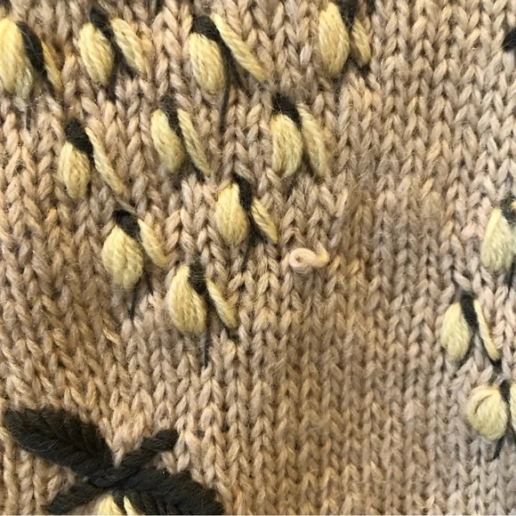 Vintage Hand Knited Cardigan Mohair Sweater Made in Italy Floral Emroidery S/M/L - Picture 7 of 12